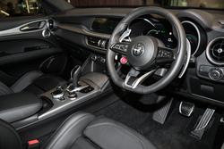 2023 Alfa Romeo Stelvio Veloce