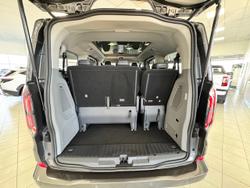 2025 Ford
Tourneo Titanium X