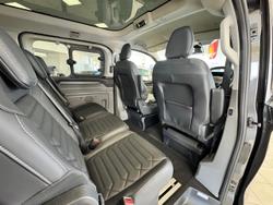 2025 Ford
Tourneo Titanium X