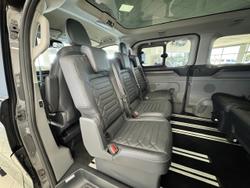 2025 Ford
Tourneo Titanium X