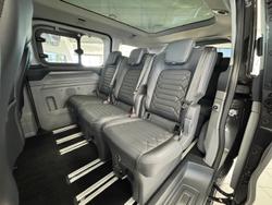 2025 Ford
Tourneo Titanium X