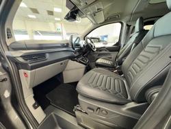 2025 Ford
Tourneo Titanium X