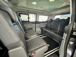 2025 Ford
Tourneo Titanium X
