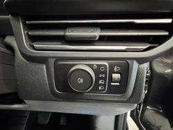 2025 Ford
Tourneo Titanium X