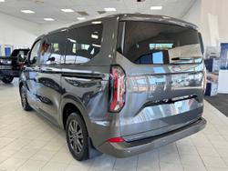 2025 Ford
Tourneo Titanium X