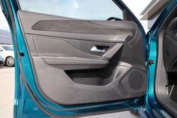 2025 PEUGEOT 308 GT HYBRID