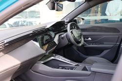 2025 PEUGEOT 308 GT HYBRID