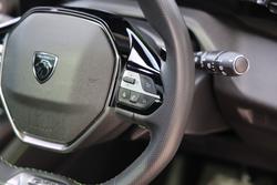 2025 PEUGEOT 308 GT HYBRID