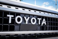 2025 Toyota PRADO GXL