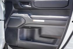 2025 Toyota PRADO GXL