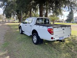 2012 Mitsubishi Triton