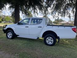 2012 Mitsubishi Triton