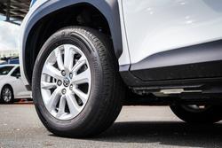 2025 Toyota Yaris Cross Hybrid GXL