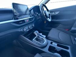 2021 Kia Cerato S BD MY22 WHITE