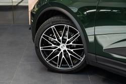 2025 Porsche Macan 4S