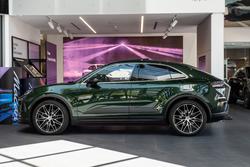 2025 Porsche Macan 4S