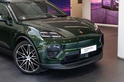 2025 Porsche Macan 4S