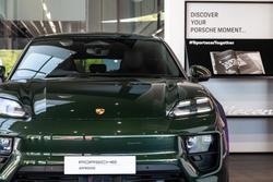 2025 Porsche Macan 4S