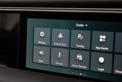 2025 Porsche Macan 4S