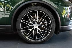 2025 Porsche Macan 4S