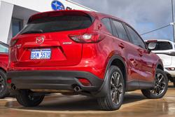 2015 Mazda
CX-5 Akera