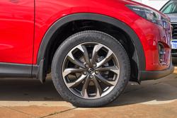 2015 Mazda
CX-5 Akera