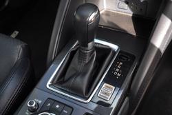 2015 Mazda
CX-5 Akera