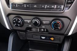 2021 Isuzu MU-X LS-M