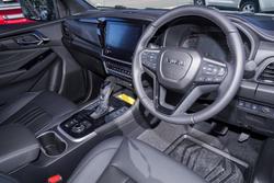 2025 Isuzu MU-X LS-T