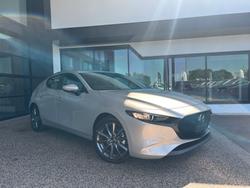 2025 Mazda
3 G20 Evolve