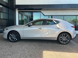 2025 Mazda
3 G20 Evolve