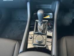 2025 Mazda
3 G20 Evolve