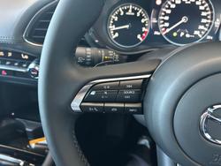 2025 Mazda
3 G20 Evolve