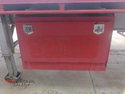 2006 Krueger 44FT Flat Top with Mid Mount Palfinger Crane