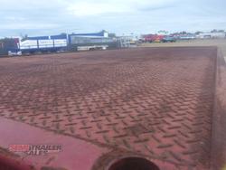 2006 Krueger 44FT Flat Top with Mid Mount Palfinger Crane