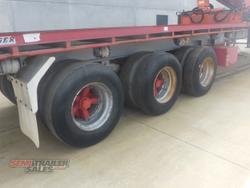 2006 Krueger 44FT Flat Top with Mid Mount Palfinger Crane