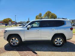 2025 Toyota Landcruiser VX