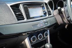 2017 MITSUBISHI
                LANCER ES SPORT