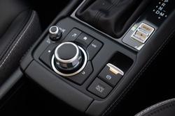 2025 Mazda CX-3 G20 Evolve