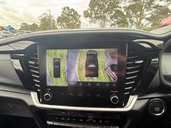 2025 Isuzu MU-X LS-T