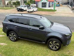 2025 Isuzu MU-X LS-T