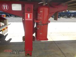 2005 Maxitrans Tip Through Bin B Double Set