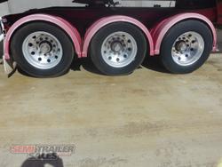 2005 Maxitrans Tip Through Bin B Double Set