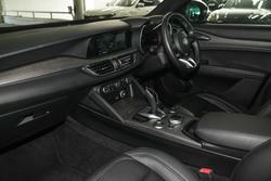 2023 Alfa Romeo
                Stelvio Ti