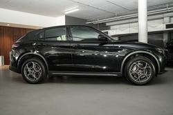 2023 Alfa Romeo
                Stelvio Ti
