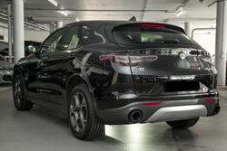 2023 Alfa Romeo
                Stelvio Ti