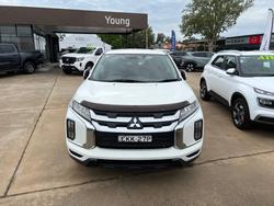 2020 MITSUBISHI
ASX ES