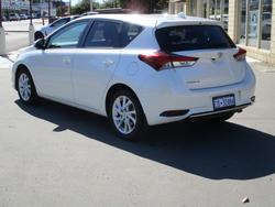 2017 Toyota Corolla SX ZRE182R White