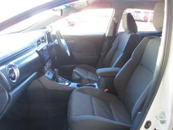 2017 Toyota Corolla SX ZRE182R White