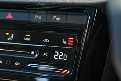 2025 Volkswagen T-Roc 140TSI R-Line